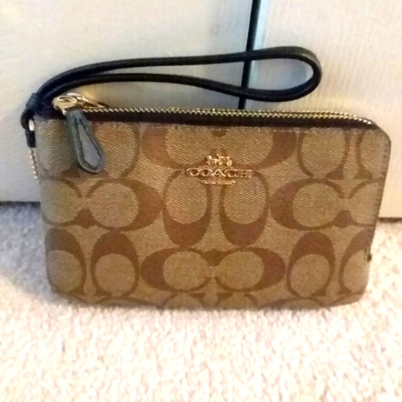 Coach Double Zip Wristlet - Picture 2 of 10